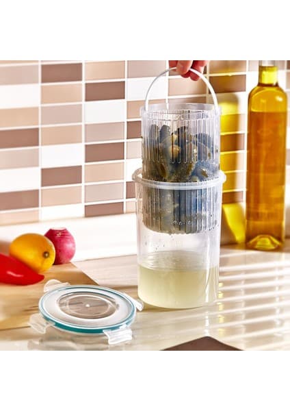 Plastart Süzgeçli Saklama Kabı 1,5 Litre Kapasite BPA İçermez Gıda Dostu Silindir Tasarım