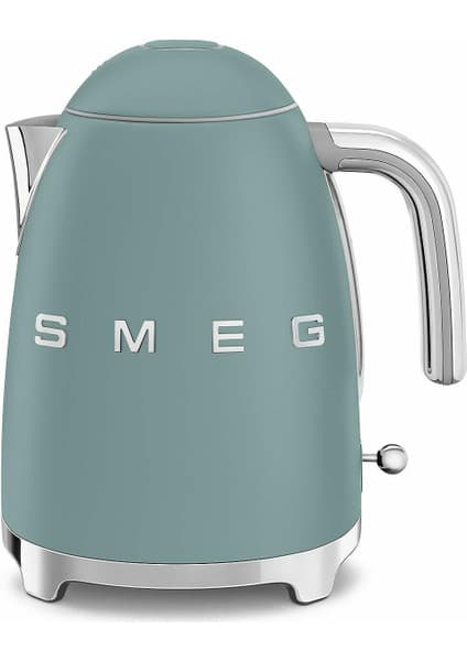 Smeg 50's Style Mat Zümrüt Yeşil Kettle 1,7 lt Çelik Malzeme ve Otomatik Kapanma ile Enerji Tasarruflu