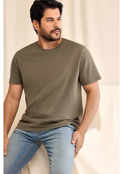 Altınyıldız Classics Erkek Haki %100 Pamuk Slim Fit Dar Kesim Bisiklet Yaka Tişört