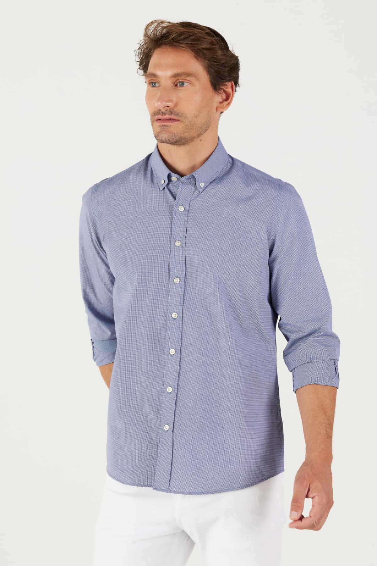 AC&Co / Altınyıldız Classics Erkek Lacivert Slim Fit Dar Kesim Oxford Düğmeli Yaka Pötikareli Pamuklu Gömlek