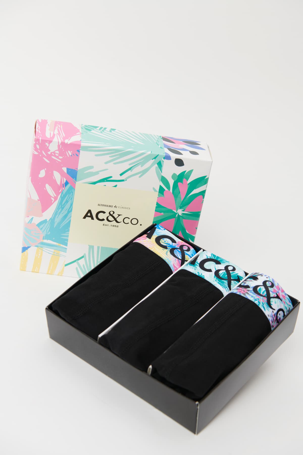 AC&Co / Altınyıldız Classics Erkek Premium Pamuklu Siyah 3'lü Özel Hediye Kutulu Esnek Boxer Paketi (Damat Bohçası) Çeyiz Seti