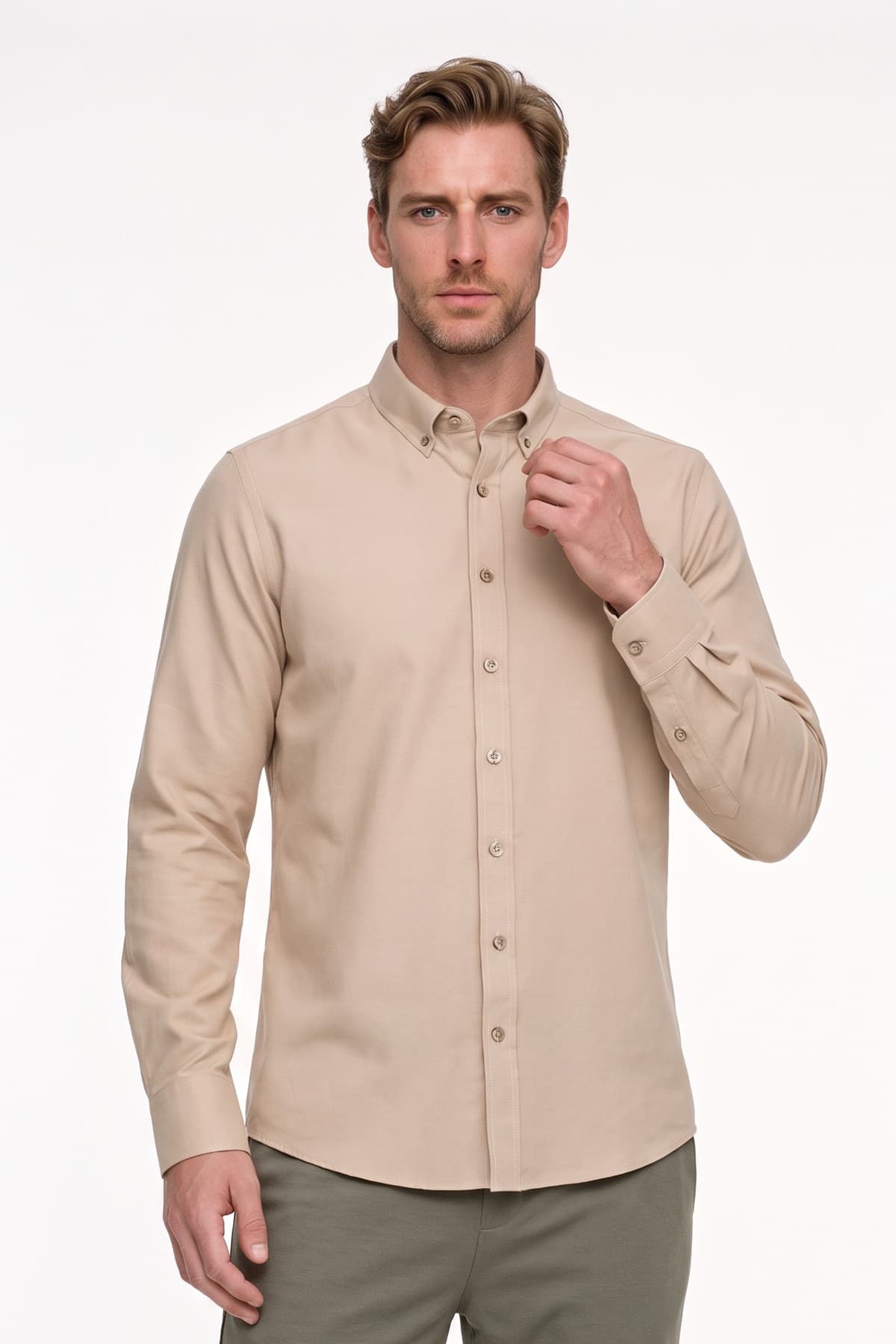 AC&Co / Altınyıldız Classics Erkek Oxford Kolay Ütülenebilir Pamuklu Terletmez Gömlek Bej Düğmeli Yaka Slim Fit Dar Kesim