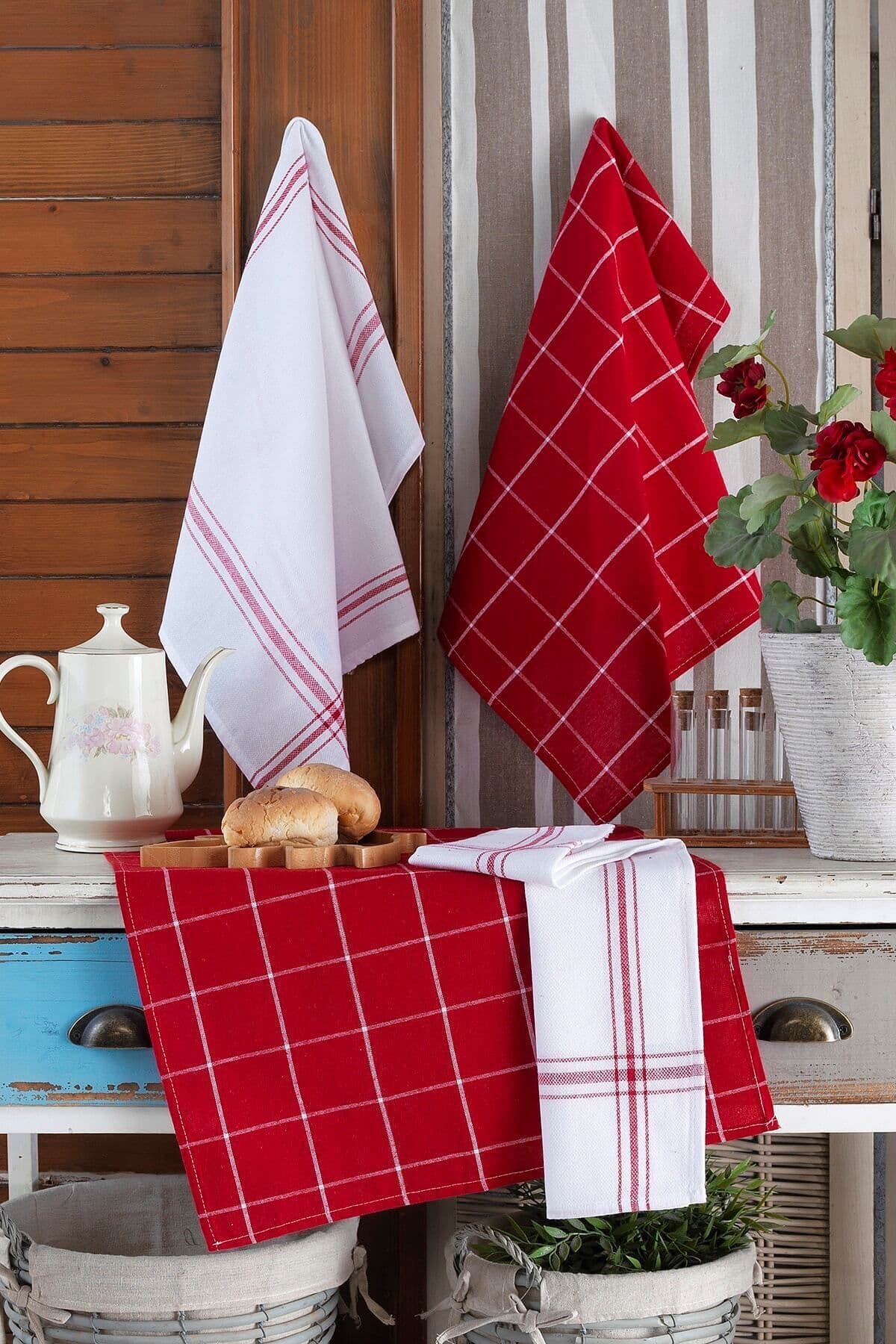 LADYNİL 4'lü Mutfak Havlusu Seti & Alman Peçetesi 50x70 Cm % 100 Pamuk Ve Yıkanmış Büyük Kareli Kırmızı