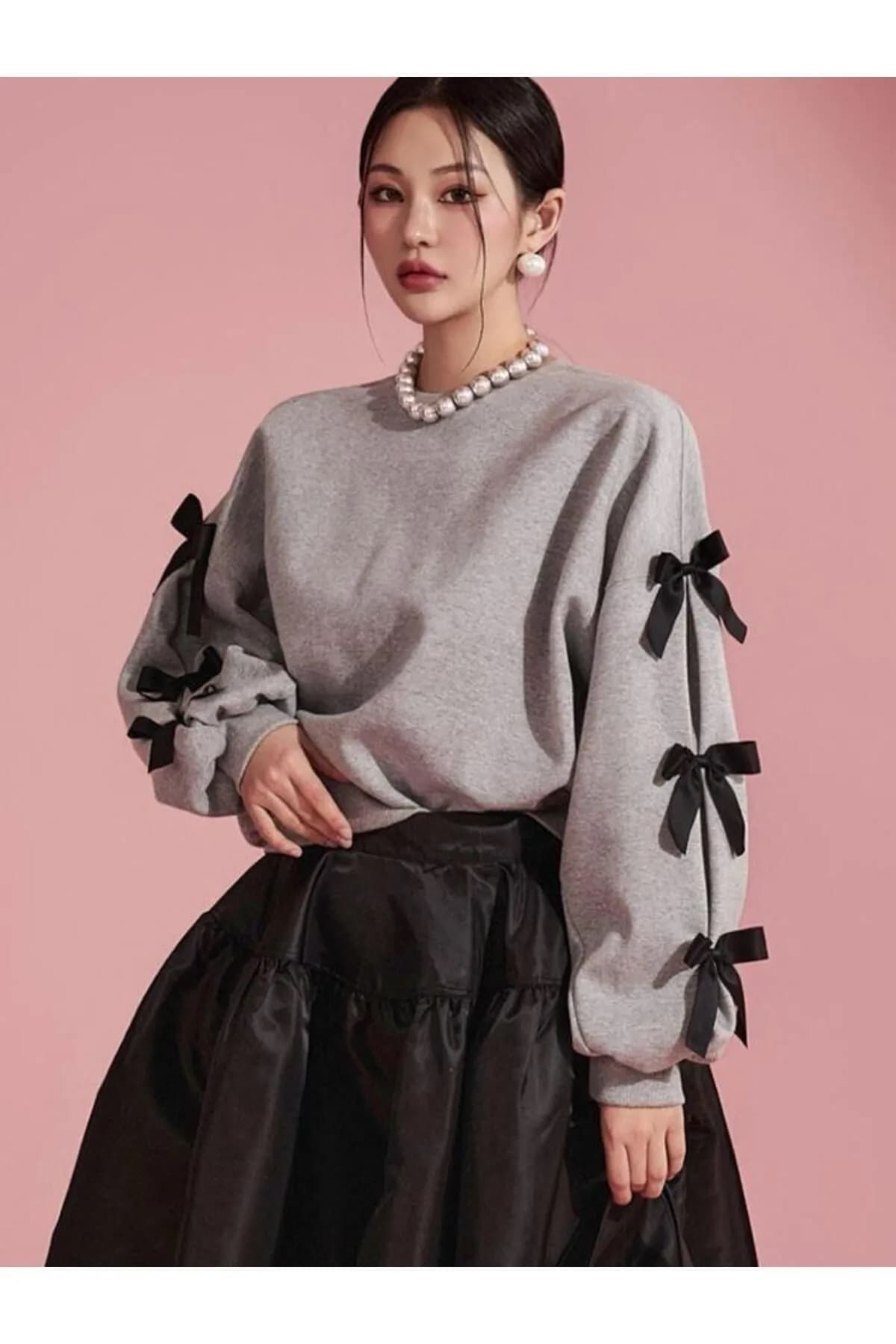 NATUFIAN STORE Kadın Kurdele Aplikeli Oversize Sweatshirt