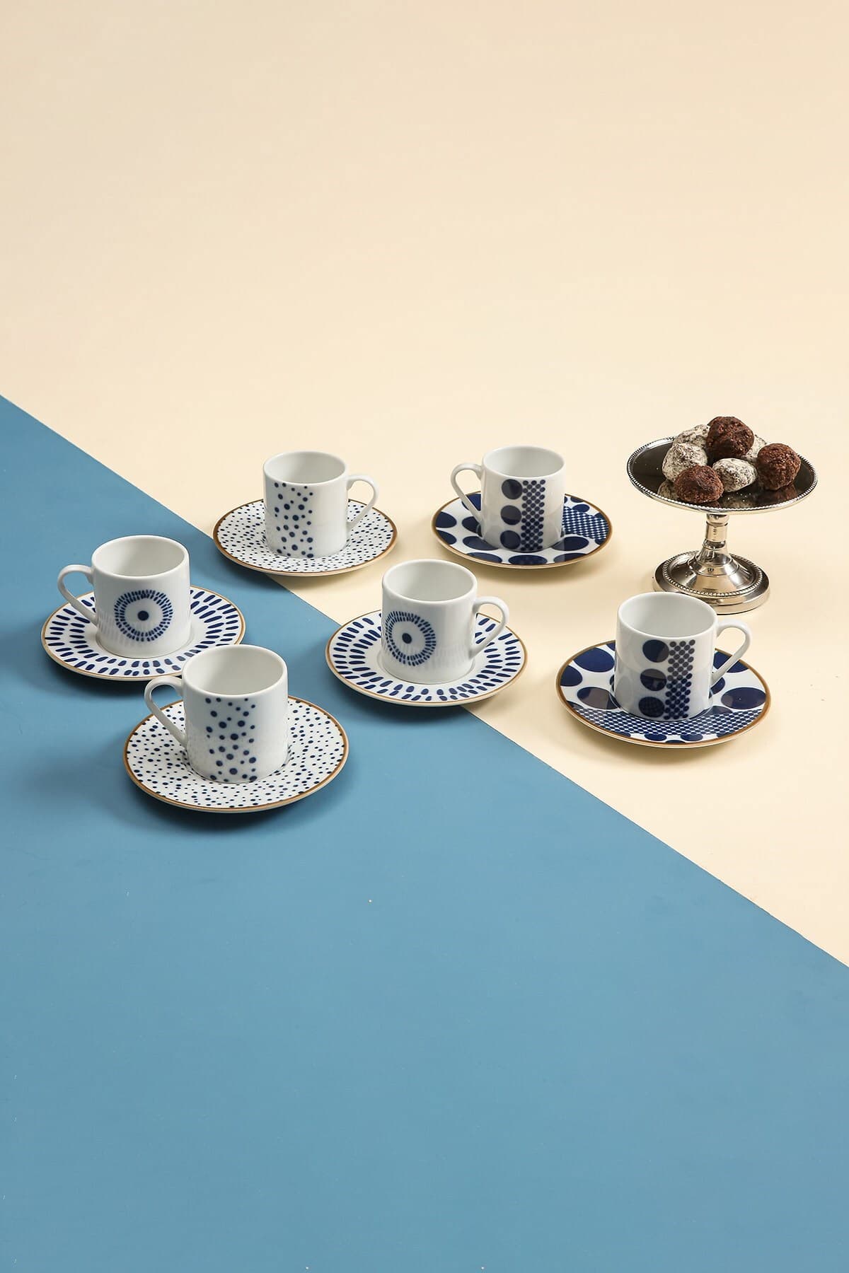 Porland Spotty 6 Kişilik 12 Parça 90cc Porselen Kahve Fincan Takımı