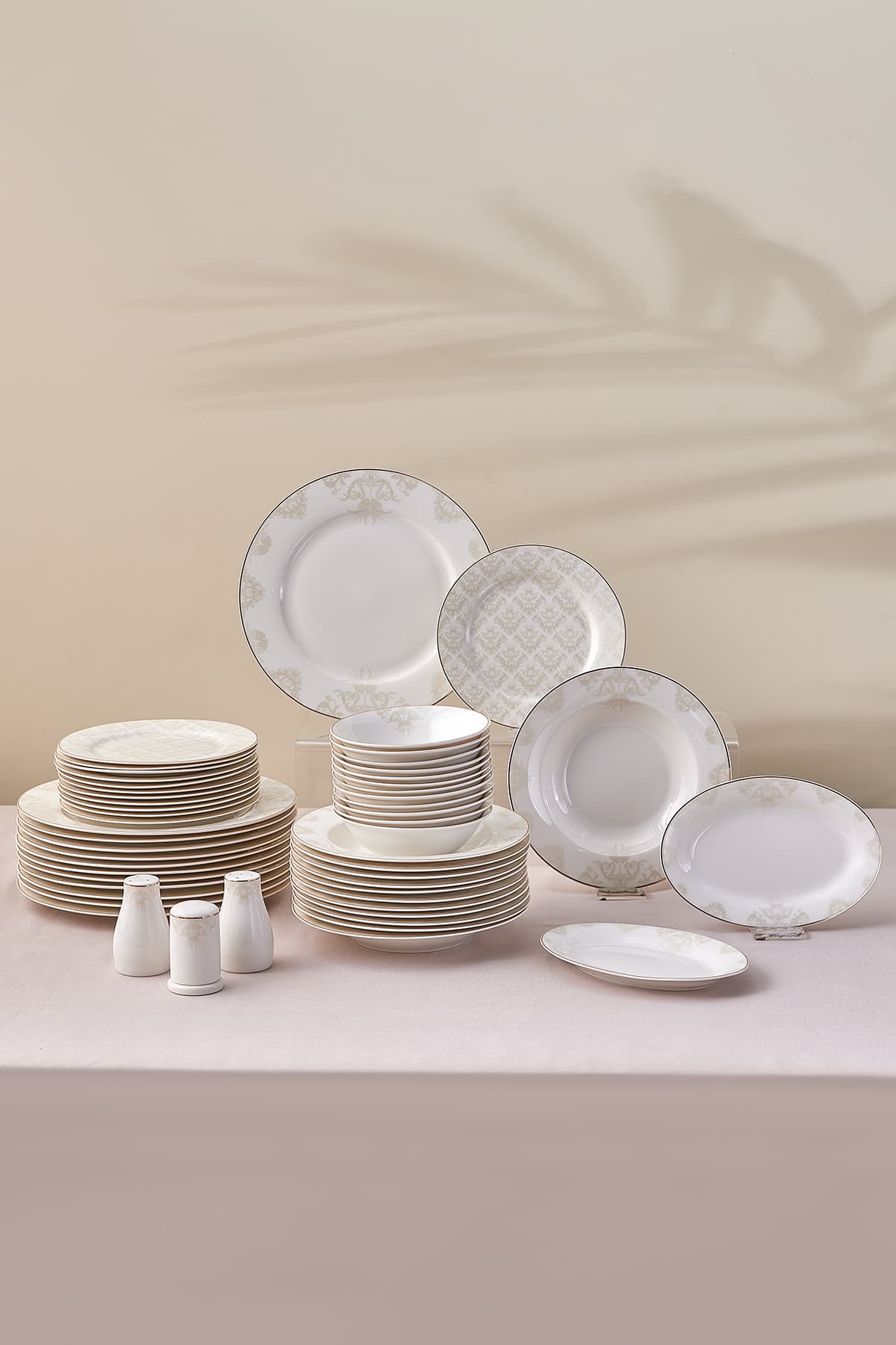Karaca Elegance Bone Siena 53 Parça 12 Kişilik Yemek Takımı Gold