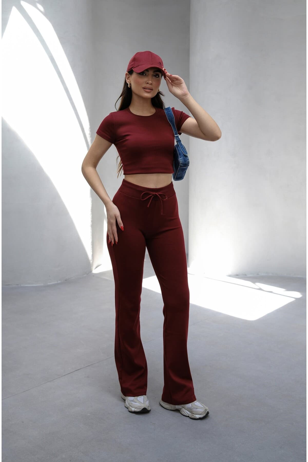 veres Mila Bordo Vücuda Oturan Esnek Örme Crop Tshirt ve İspanyol Paça Tayt Y2K Alt-Üst Takım