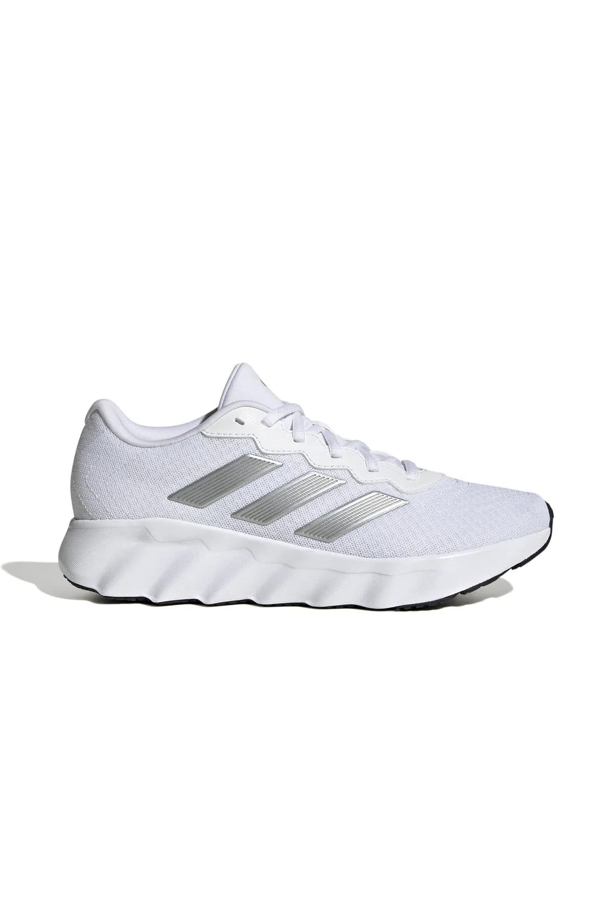 adidas SWITCH MOVE W Beyaz Kadın Koşu & Antrenman Ayakkabısı ID5257