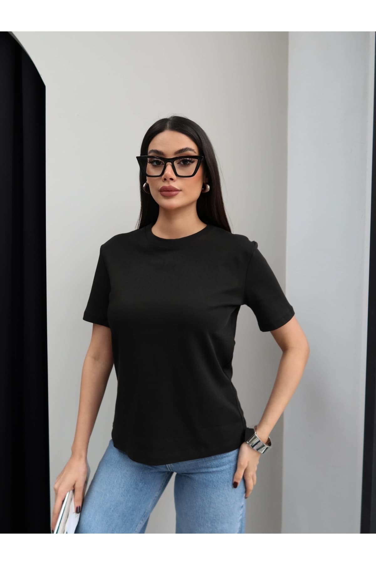 ESRAHELVACI Bisiklet Yaka T-Shirt