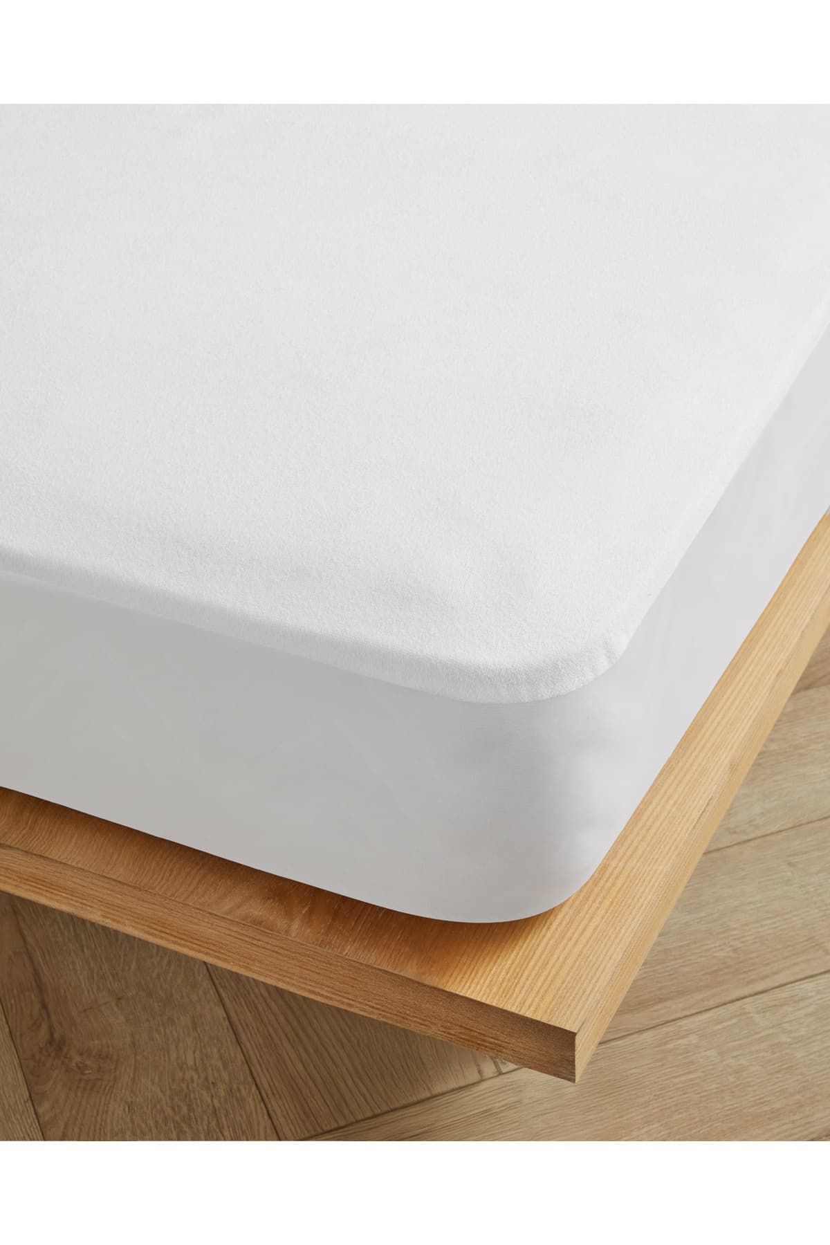English Home Comfort Pamuklu Sıvı Geçirmez Yatak Koruyucu Alez Beyaz