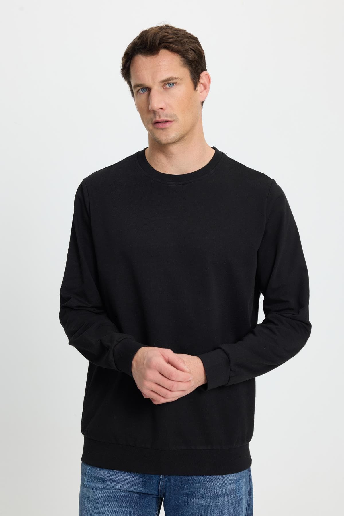 Tudors Erkek Relax Fit Rahat Kesim %100 Pamuk 2 İplik Bisiklet Yaka Siyah Sweatshirt