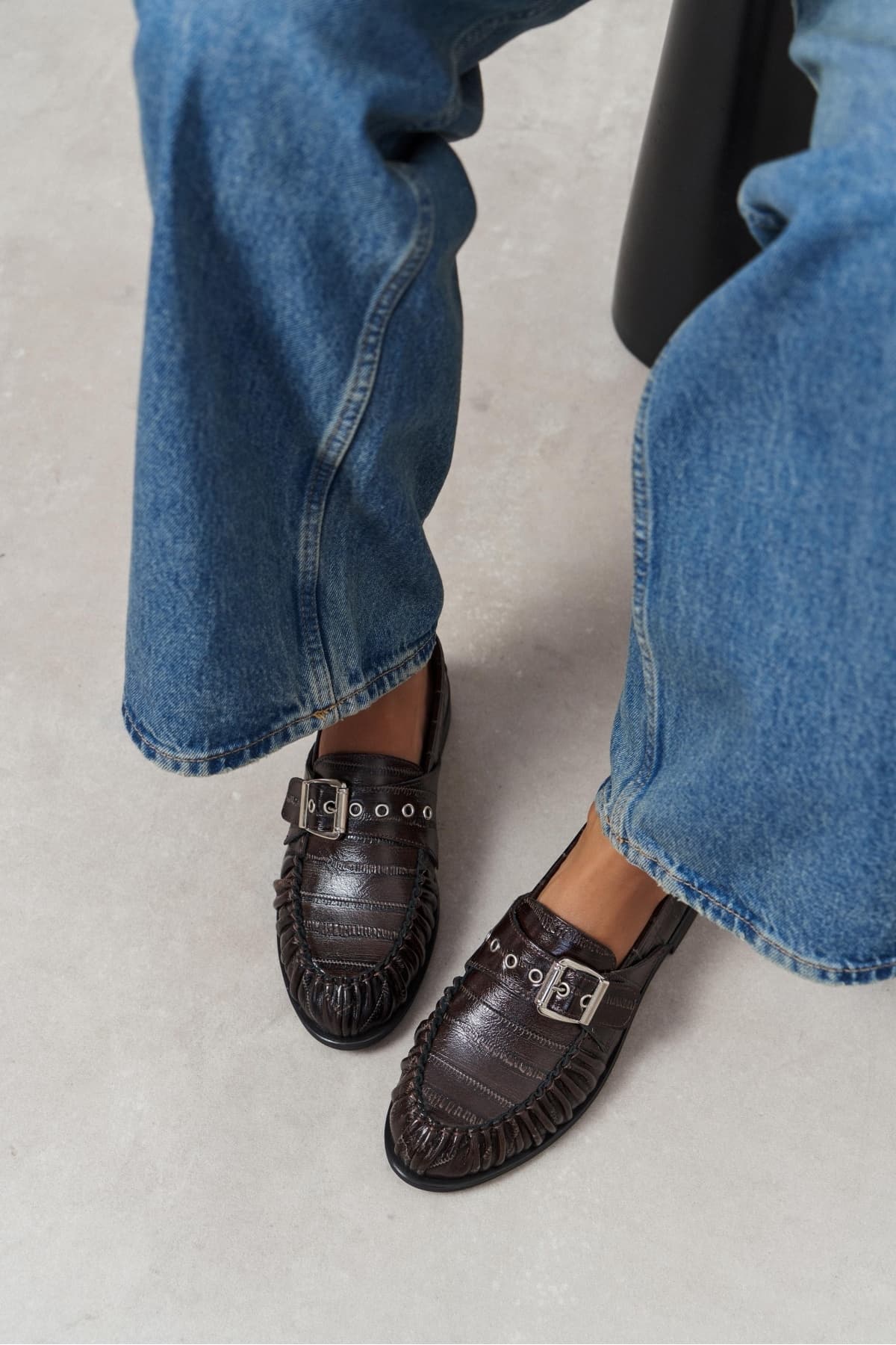 NİŞANTAŞI SHOES Lavio Kahve Su Yolu Kroko Deri Toka Saraç Büzgü Detay Kadın Loafer