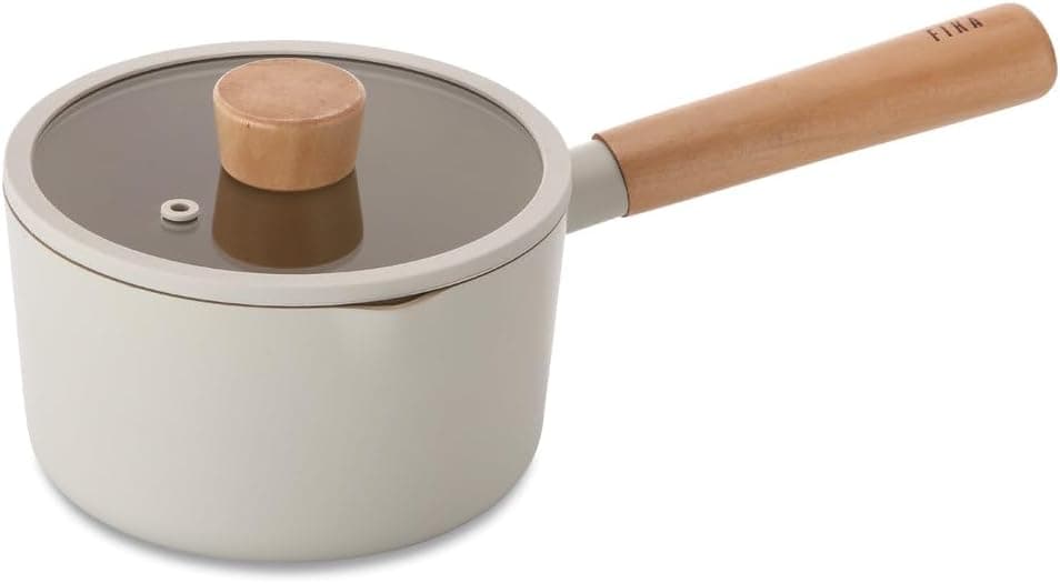 NEOFLAM FIKA Ocak Üstü ve İndüksiyon için Süt Tavası | Ahşap Sap ve Cam Kapak | Korede Üretilmiştir (6 inç / 1,5 qt)