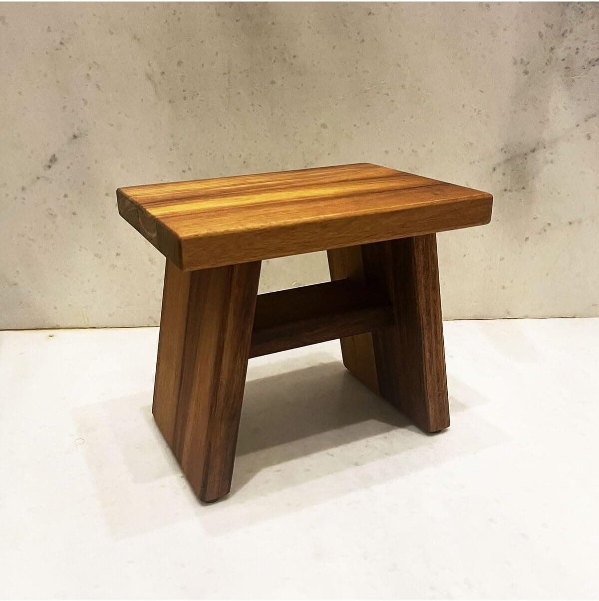Shark Anatolia Iroko Ahşap Banyo Taburesi Oturak Step Tool (L)
