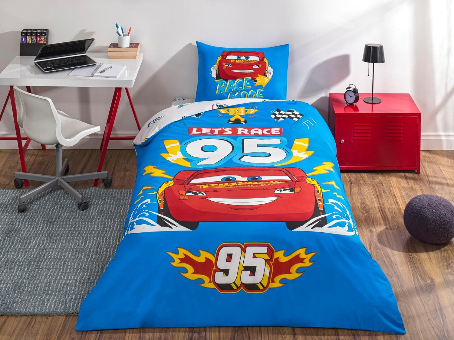 Disney Cars Let s Race Tek Kişilik Pamuk Nevresim Takımı