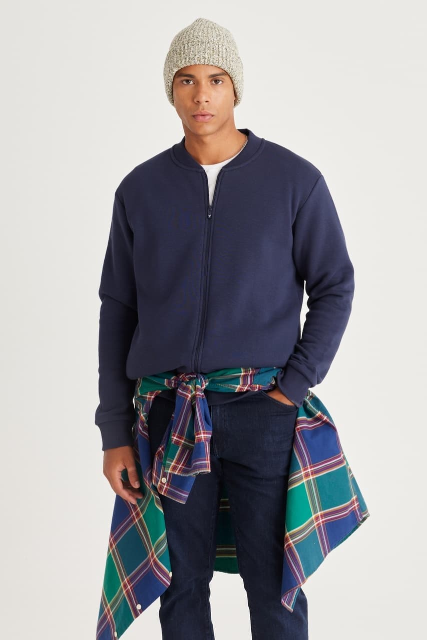 Ac&Co / Altınyıldız Classics Erkek Lacı Standart Fit Normal Kesim İçi Polarlı Kolej Yaka Pamuklu Sweatshirt Lacivert