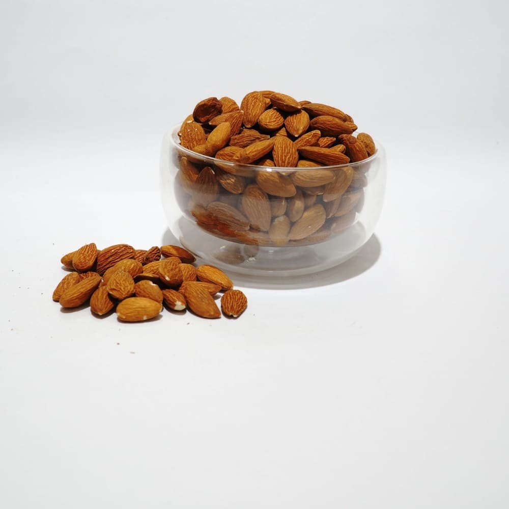 Çiğ Badem İçi 1 KG