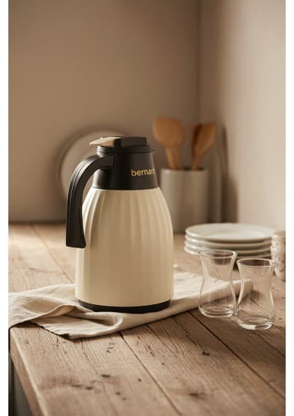 Bernardo Elantra Cam Termos Krem 1 Litre